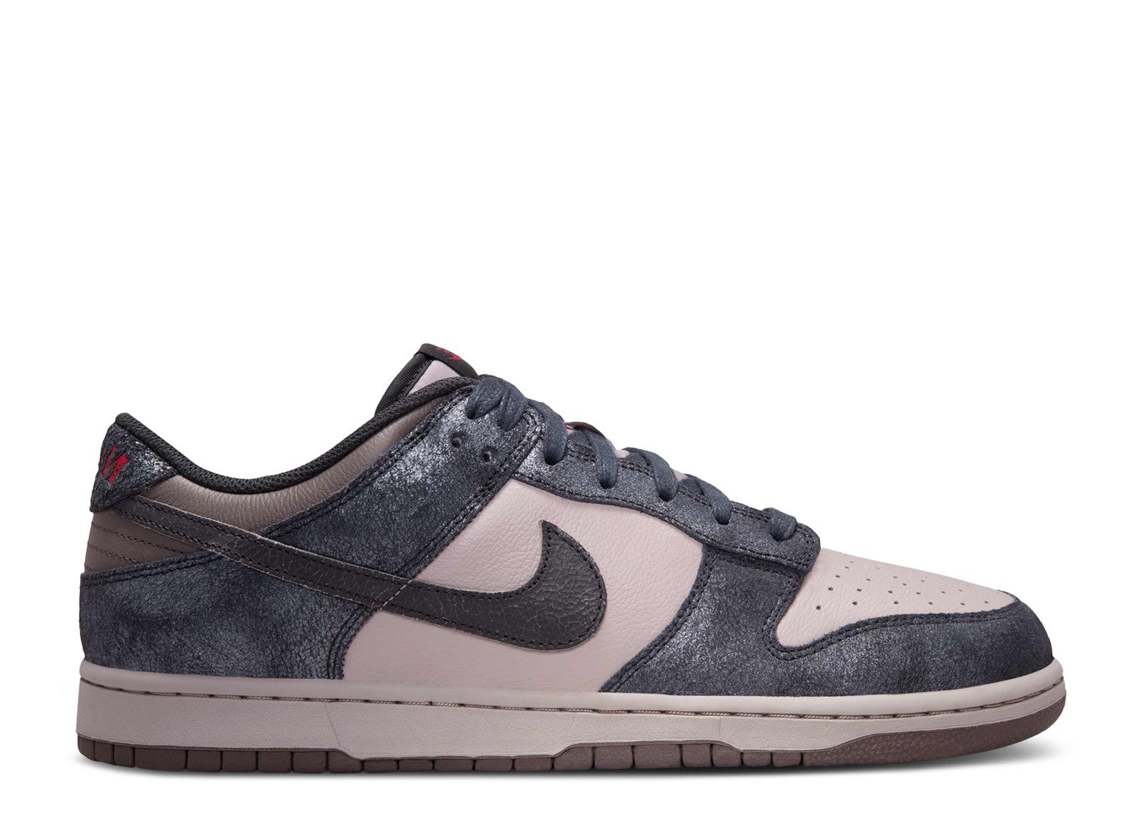 NIKE DUNK LOW 'NYC CBGB'