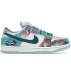 Futura Laboratories x Nike SB Dunk Low 'Bleached Aqua' (HF6061-400)