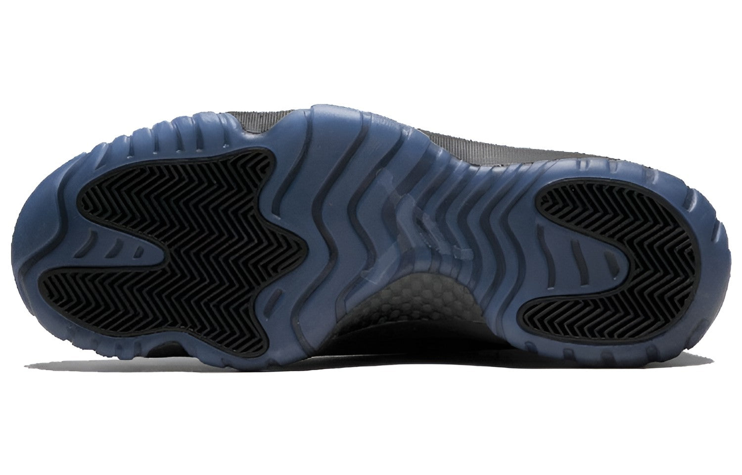 Air Jordan 11 Retro 'Cap and Gown' (378037-005)