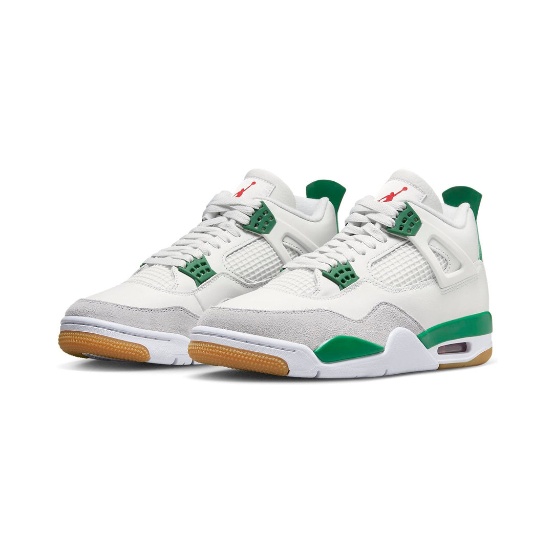 Air Jordan 4 Retro SB 'Pine Green' (DR5415-103)