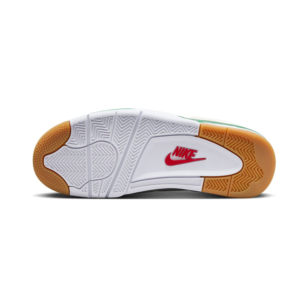 Air Jordan 4 Retro SB 'Pine Green' (DR5415-103)
